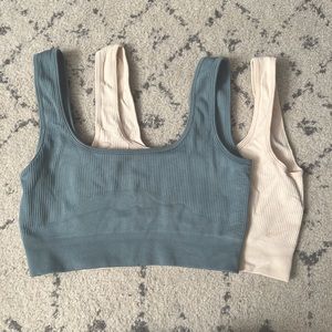 🚫 sold 🚫 2 Med. Seamless Rib-Knit High Support Sports Bras